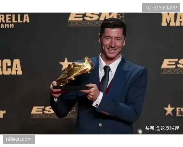 莱万多夫斯基状态回暖，成巴萨争冠关键先生