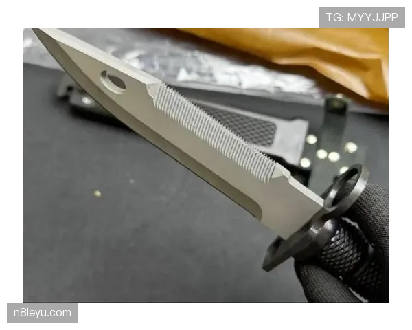 尼科·威廉斯撕裂防线的速度型边锋战术解析